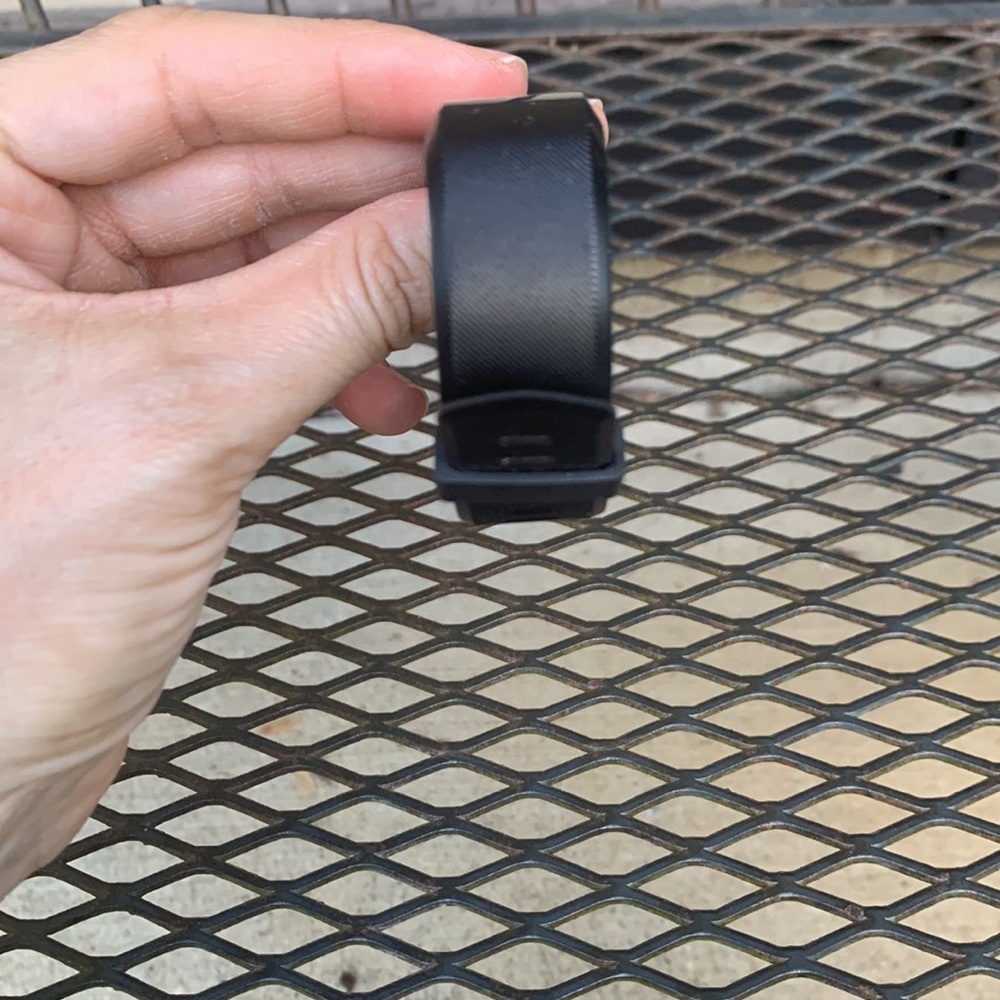 Fitbit - Picture 5 of 15